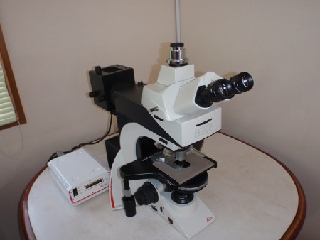蛍光顕微鏡　ライカ　ＤＭ２５００